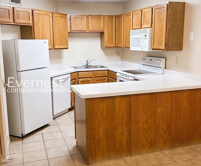 6655 N Canyon Crest Dr #5224 — Photo 4