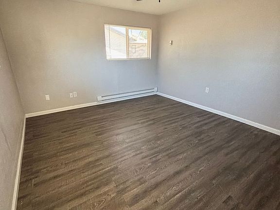 3rd image of 1141 Leo Dr
