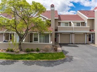 1920 Shenandoah Ct UNIT F, Minneapolis, MN 55447
