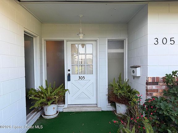 2nd image of 305 Marlin Dr
