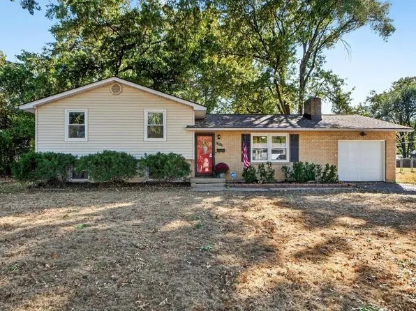 12123 W 68th St, Shawnee, KS 66216