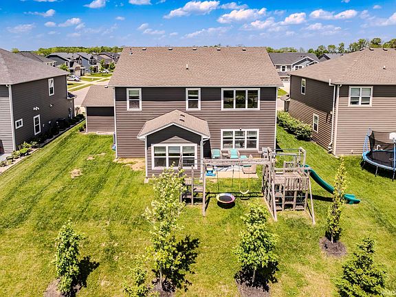4th image of 12297 Medford Pl