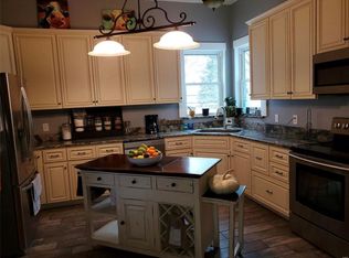 1045 Lincoln St, Saint Libory, IL 62282