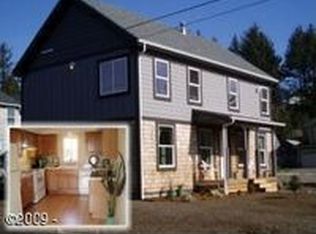 623 SW 28th St, Lincoln City, OR