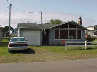 25960 Nedonna Ave, Rockaway Beach, OR 97136