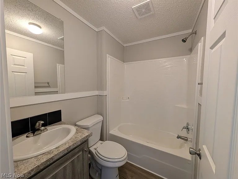 215 Cedar Brook Dr — Photo 13
