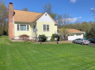 202 S Mountain Rd, Wappingers Falls, NY 12590