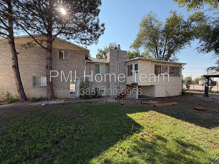 2942 N 2000 W — Photo 5