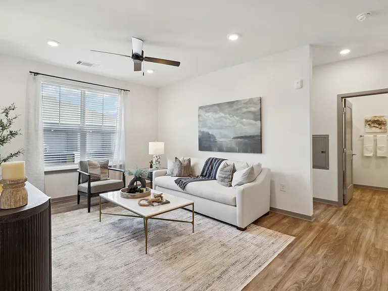 The Depot Luxury Apartments — Photo 74