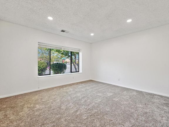 4th image of 1632 Smokey Mountain Drive