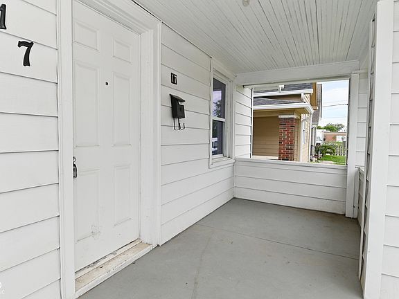 2nd image of 17 E Legrande Ave