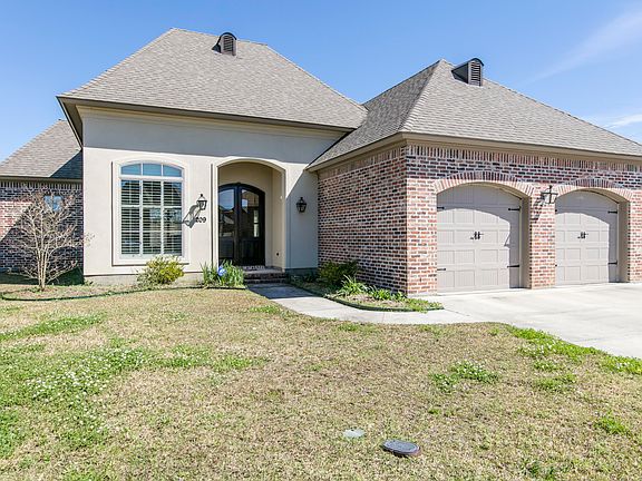 2nd image of 209 Coco Palm Ct