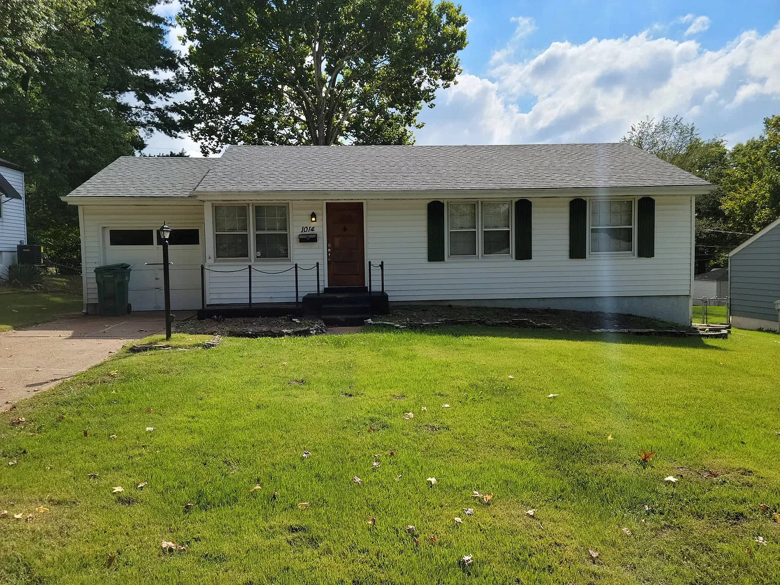 1014 Bliss Dr photo 1