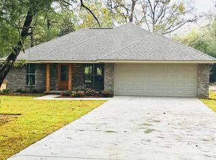 2 Barding Ln, Petal, MS 39465