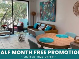 1673 Bay Rd, Miami Beach, FL