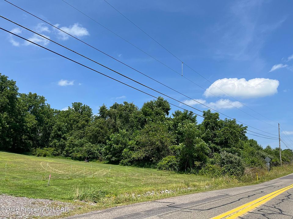 2nd image of 10 Lake Rd