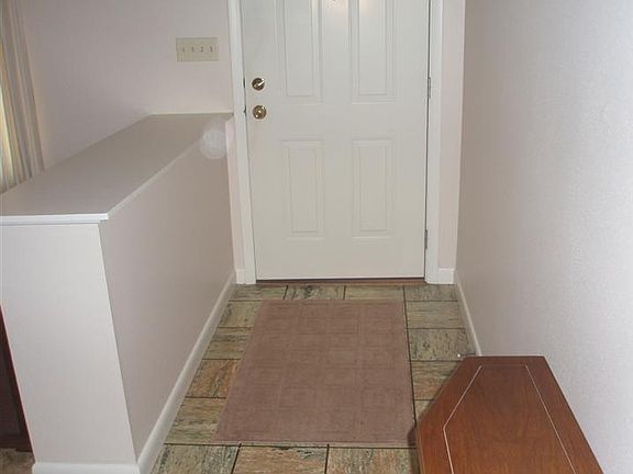 5th image of 944 Sharewood Ct