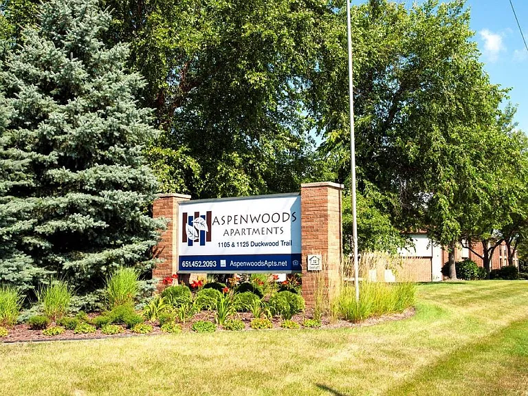 Aspenwoods Apartments — Photo 33