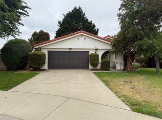 301 Chaplin Cir, Lompoc, CA 93436