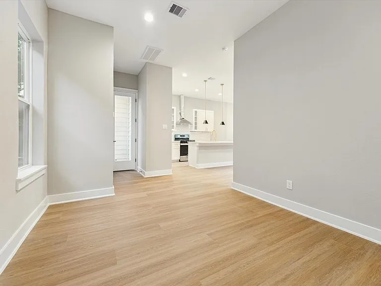 812 Thornton Rd #D — Photo 10