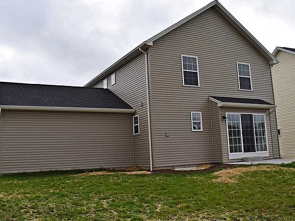 2nd image of 169 Red Willow Rd