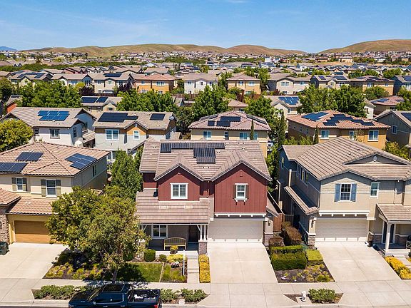 2nd image of 3956 Jordan Ranch Dr