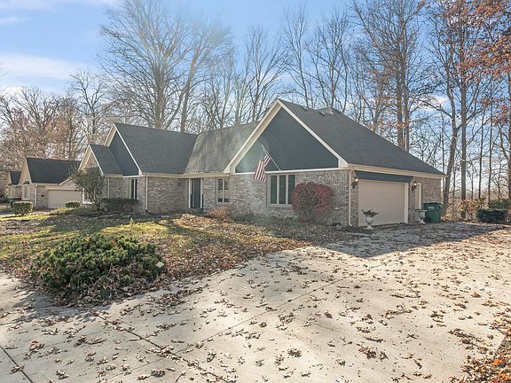 3rd image of 1208 Red Oak Dr