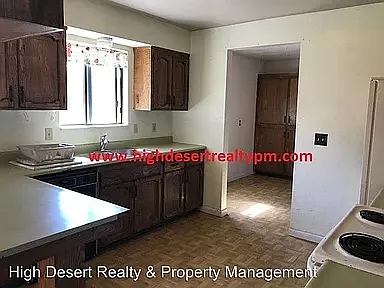 3 bed, 1.5 bath, 1066 sqft, $1,850 — Photo 3