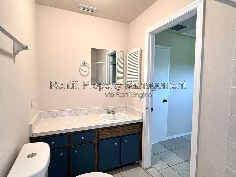 305 Duncan Rd #1 — Photo 13