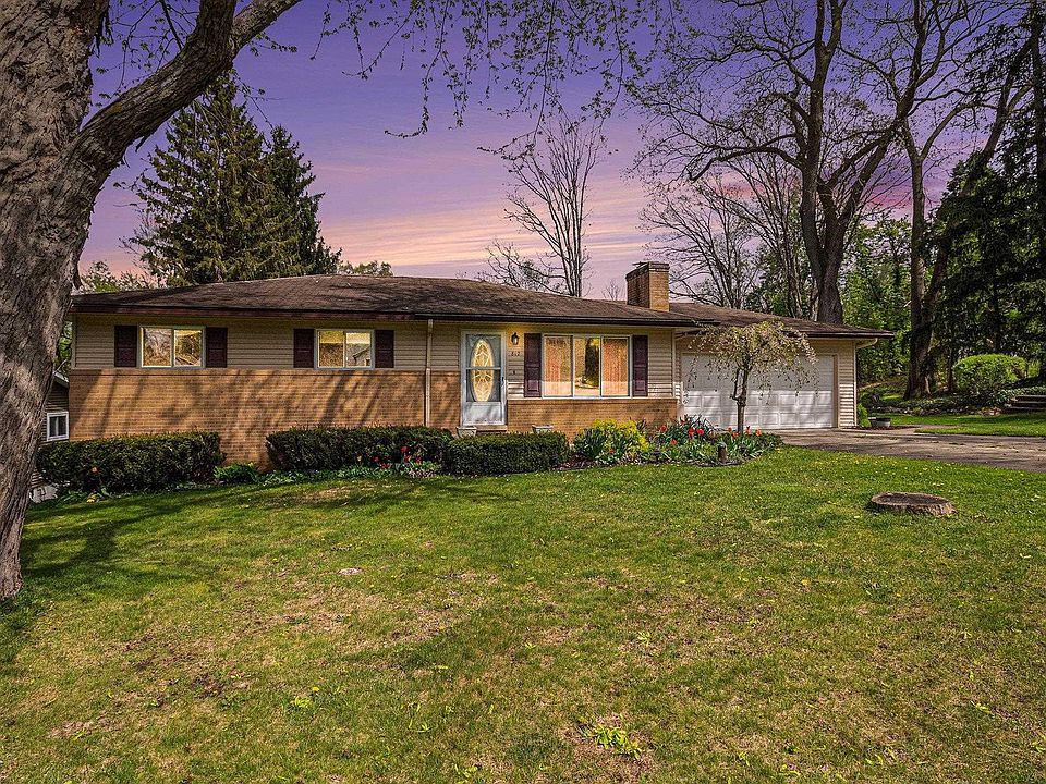 1st image of 812 Elkinford Dr
