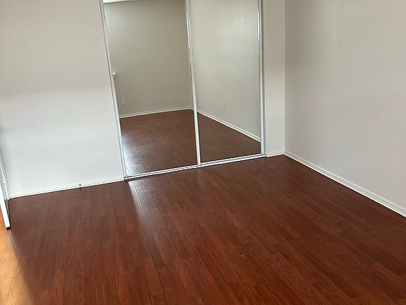 2nd image of 9446 Fairgreen Ln