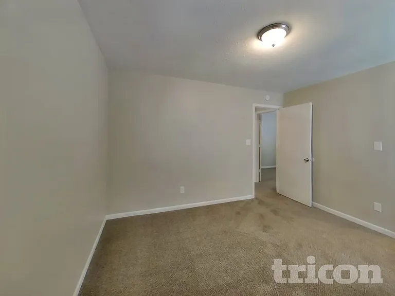 2207 Golden Eye Cir — Photo 12
