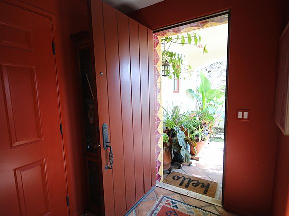 4th image of 222 E Yanonali St