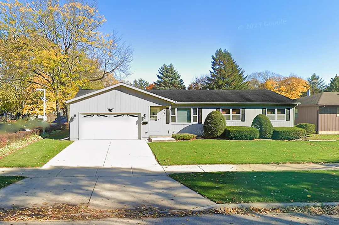 17 N Weston Ave photo 1
