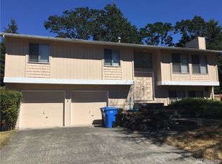 7107 95th Ave SW, Lakewood, WA 98498