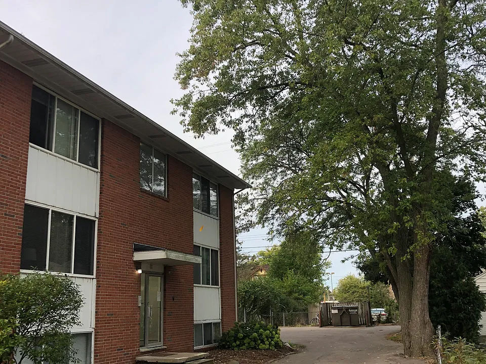 141 Spartan Ave #2