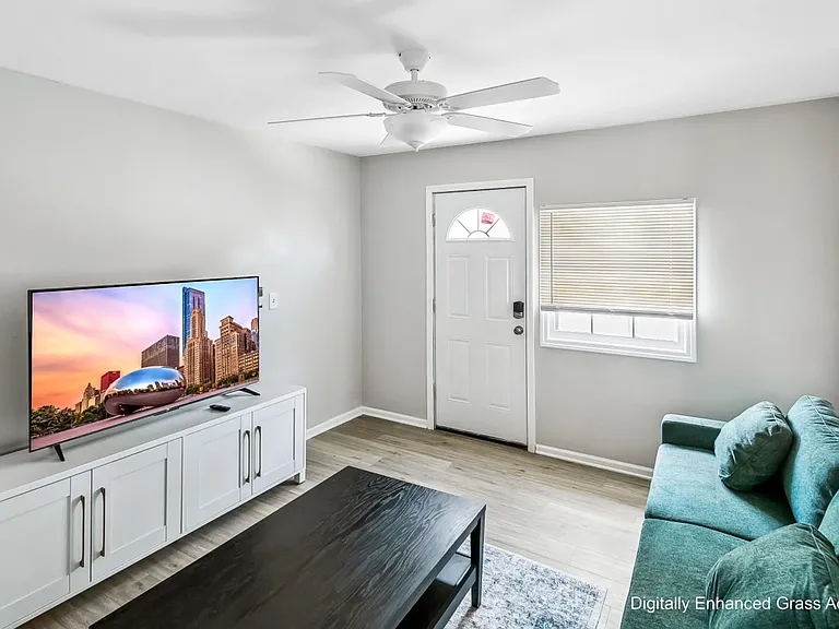 618 S Stewart Ave — Photo 20