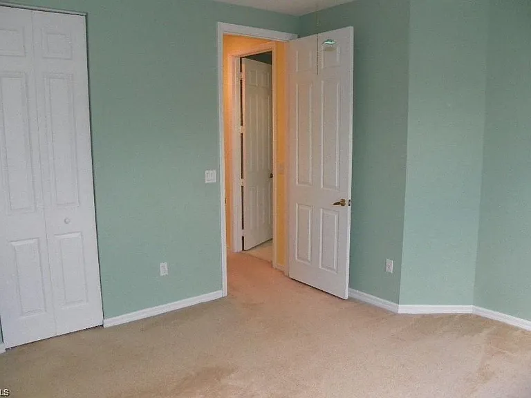 1400 Mariposa Cir #104 — Photo 5
