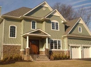 9 Elliot Pl, Oceanport, NJ 07757