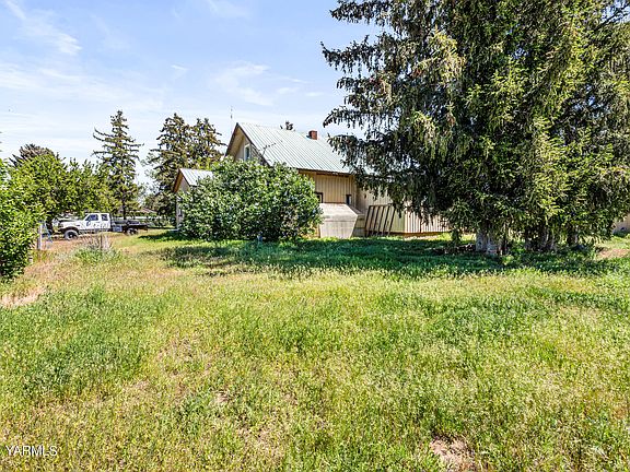 3820 Wesley Rd, White Swan, WA 98952 | MLS #24-1011 | Zillow