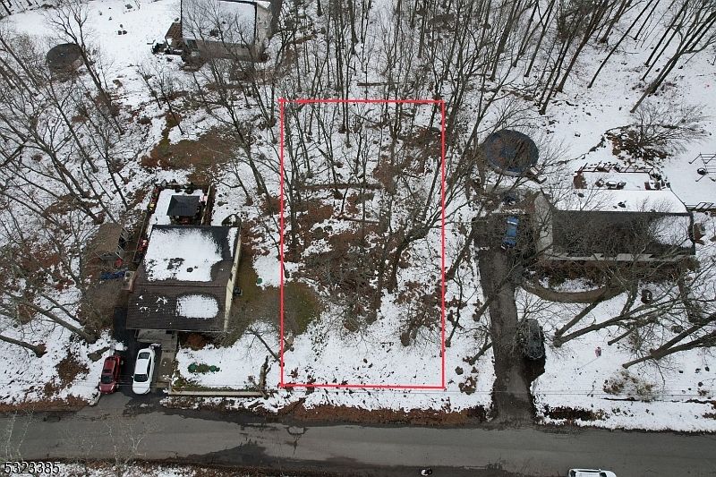1st image of 24 Evergreen Rd