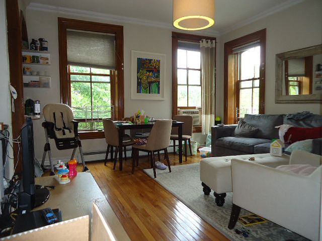 1st image of 213 Cumberland St APT 2