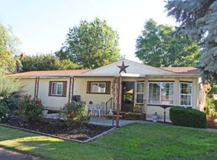 837 SE Mockingbird Dr, College Place, WA 99324