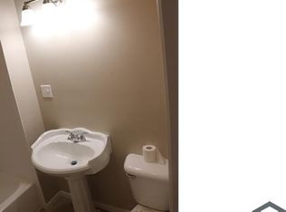 300 S Cedar St #1-2, Crockett, TX 75835