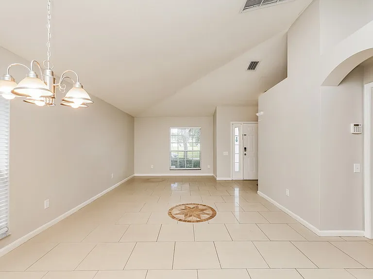 11427 Misty Isle Ln — Photo 4
