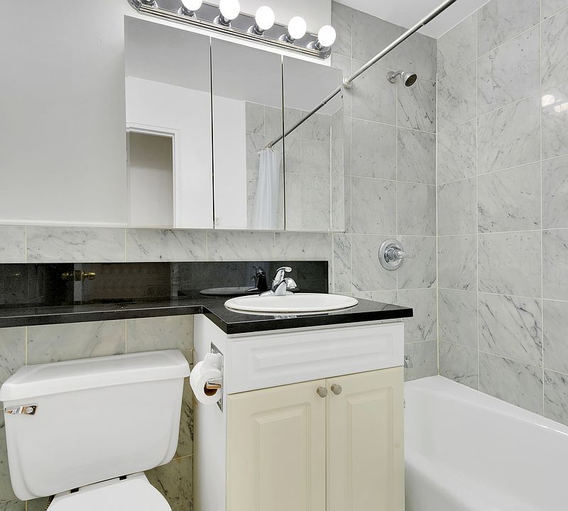 1st image of 229 E 67th St #2BAB