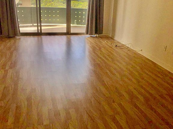 4th image of 421 Olohana St APT 1503