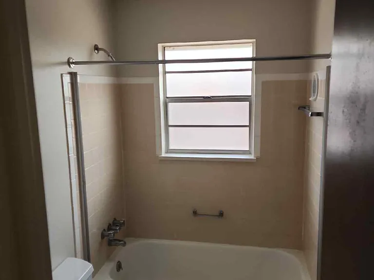 902 Sinclair St #3 — Photo 11