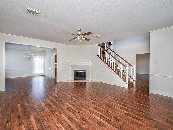 5th image of 9731 New Kent Dr