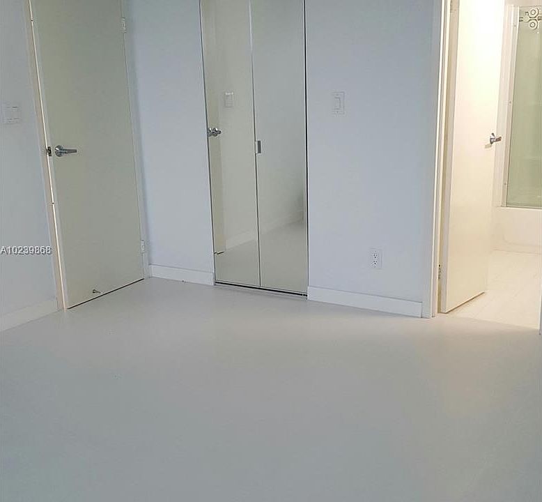 1st image of 16558 NE 26th Ave APT 6C